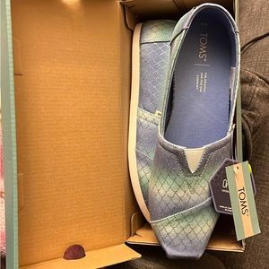 Toms “Alpargata” Glitter Mermaid Print Slip-on Flats Sz 9